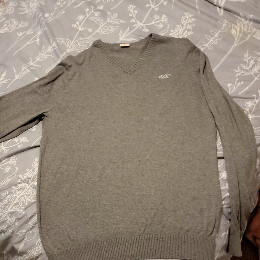 Mens Lightweight V neck Sweater